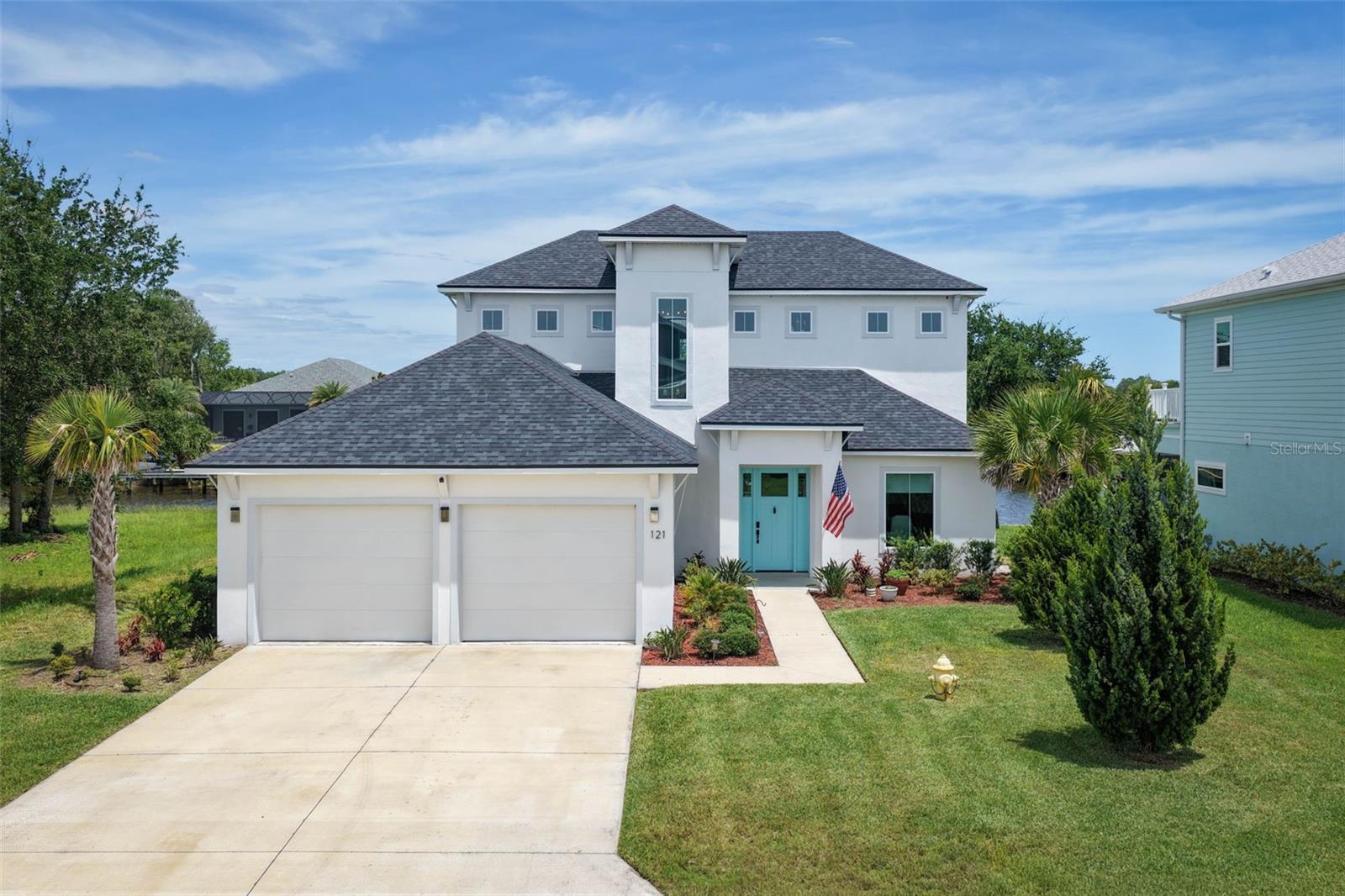 121 SEASIDE PT Property Photo 1