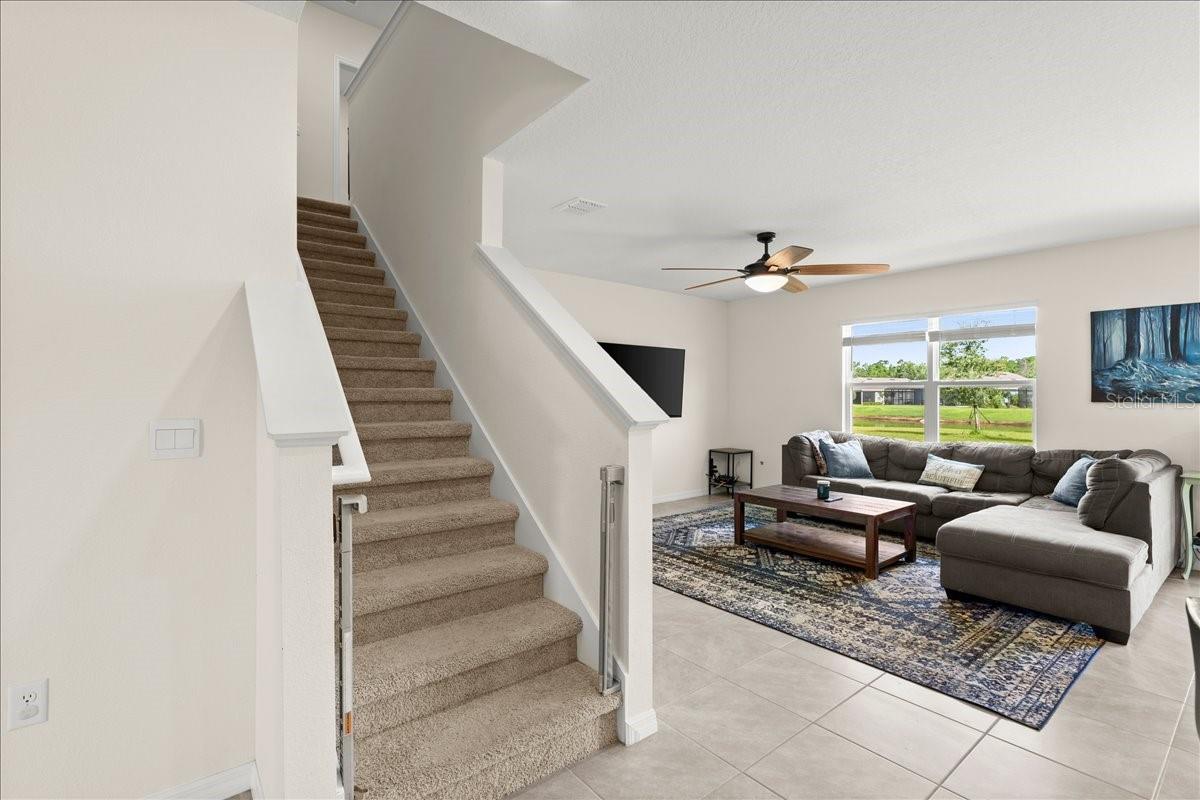1317 Middle Lake Dr Property Photo 3