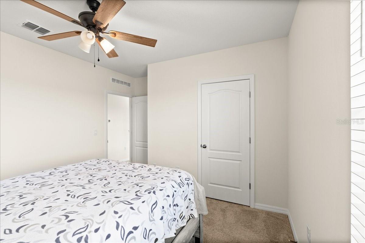 1317 Middle Lake Dr Property Photo 23