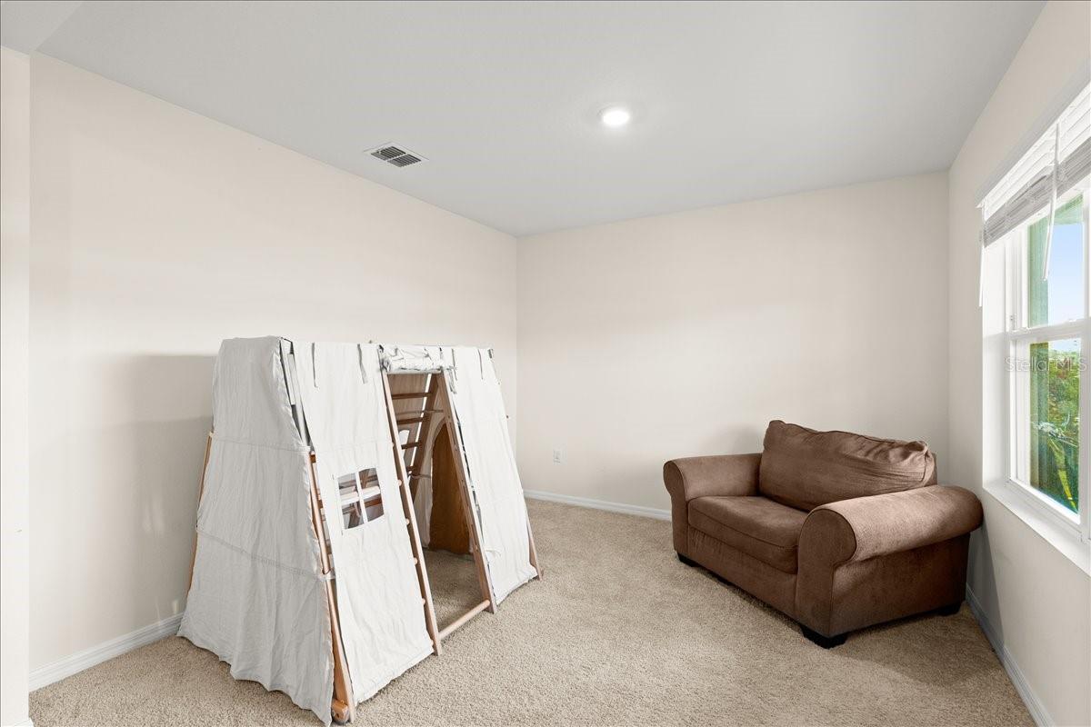 1317 Middle Lake Dr Property Photo 33