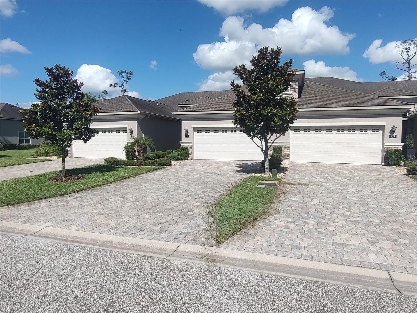 727 ALDENHAM LN