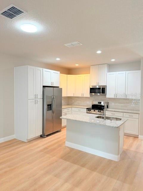 16 Slumberland Path #b Property Photo 24