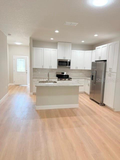 16 Slumberland Path #b Property Photo 41