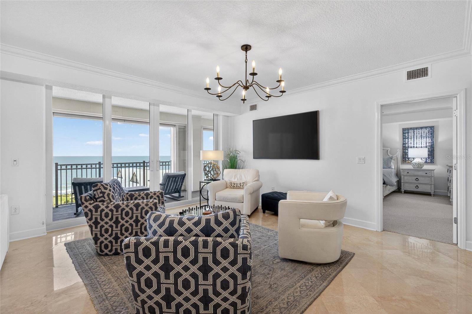 200 Ocean Crest Dr #812 Property Photo 12