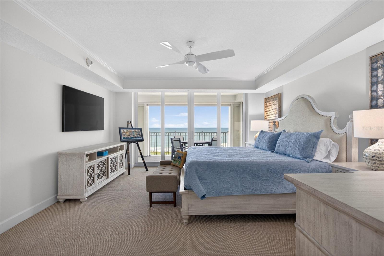 200 Ocean Crest Dr #812 Property Photo 22