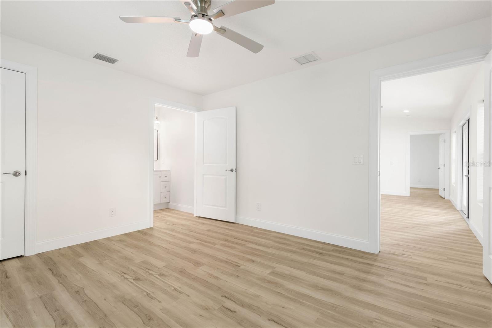 28 Woodston Ln Property Photo 26