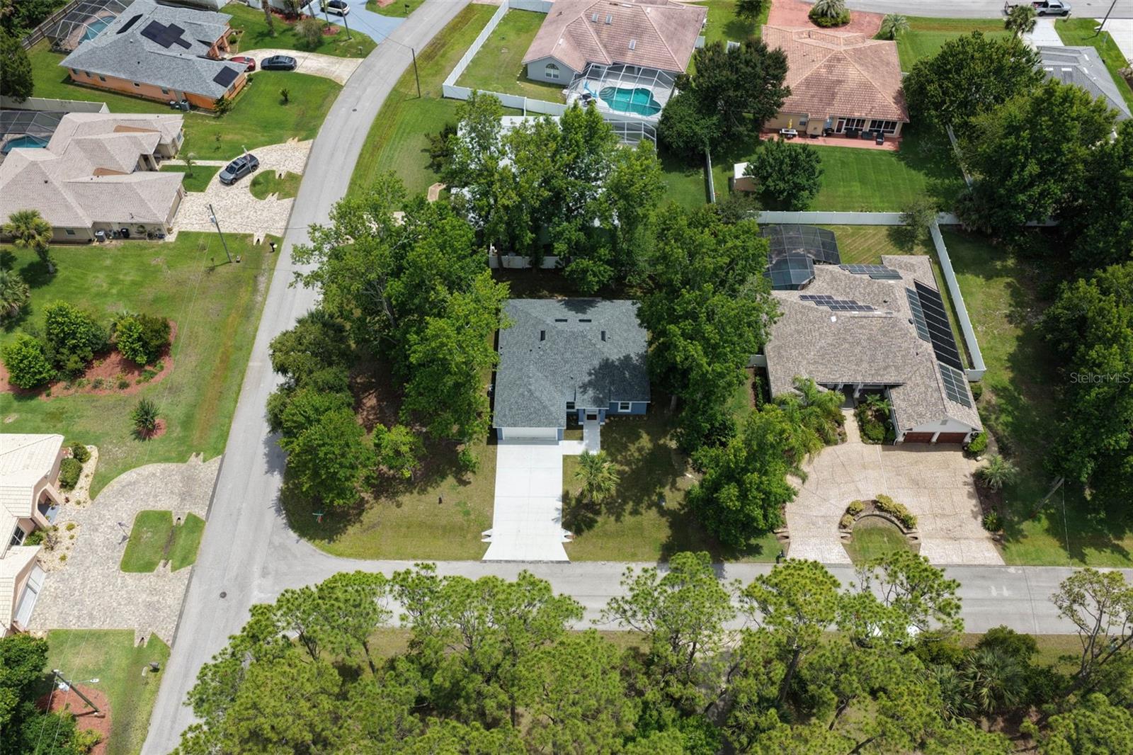 28 Woodston Ln Property Photo 44