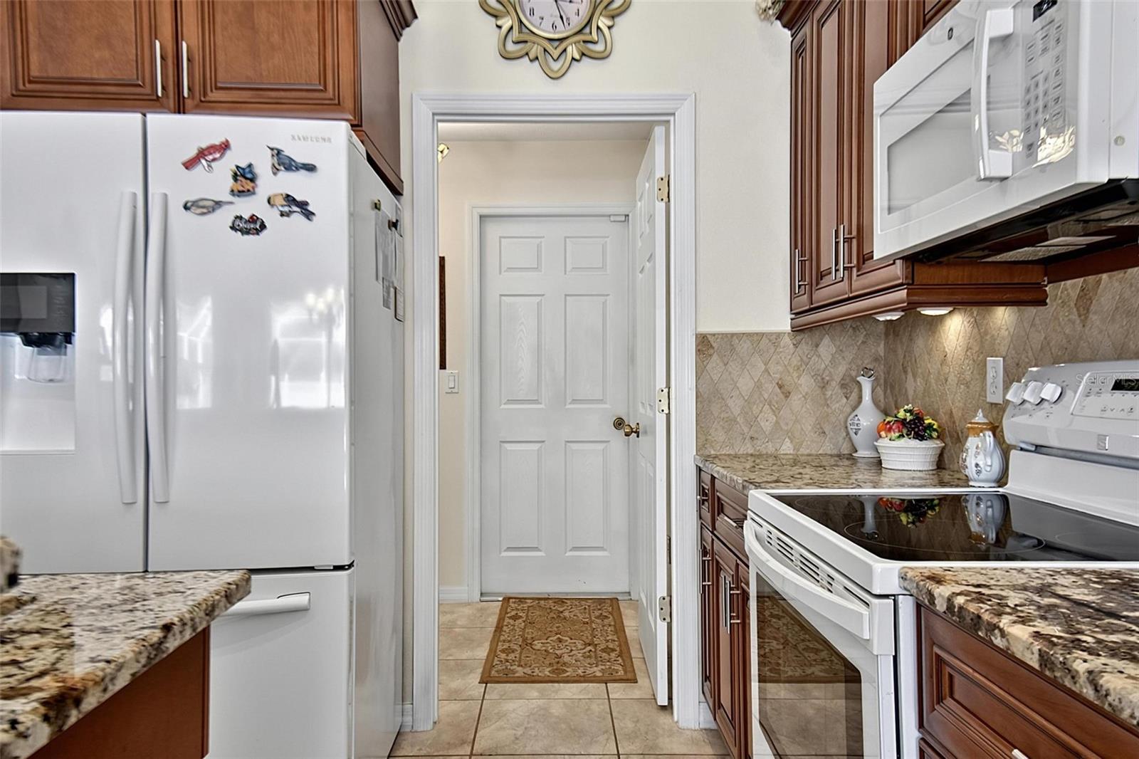 24 Lynbrook Dr Property Photo 26