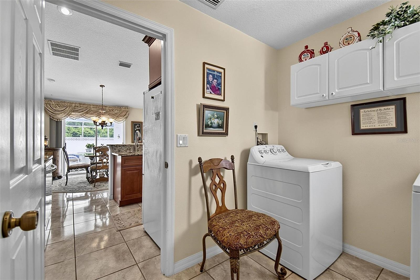 24 Lynbrook Dr Property Photo 28