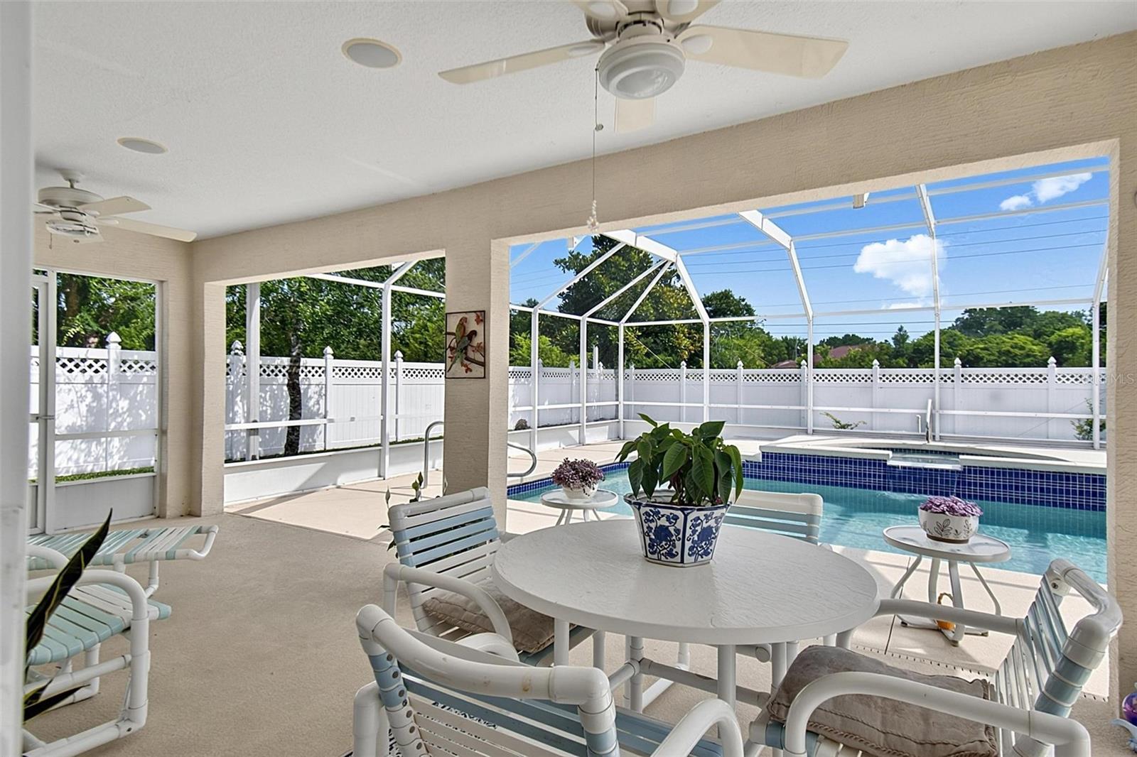 24 Lynbrook Dr Property Photo 42