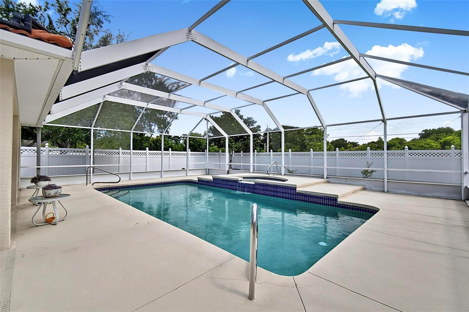 24 Lynbrook Dr Property Photo 45