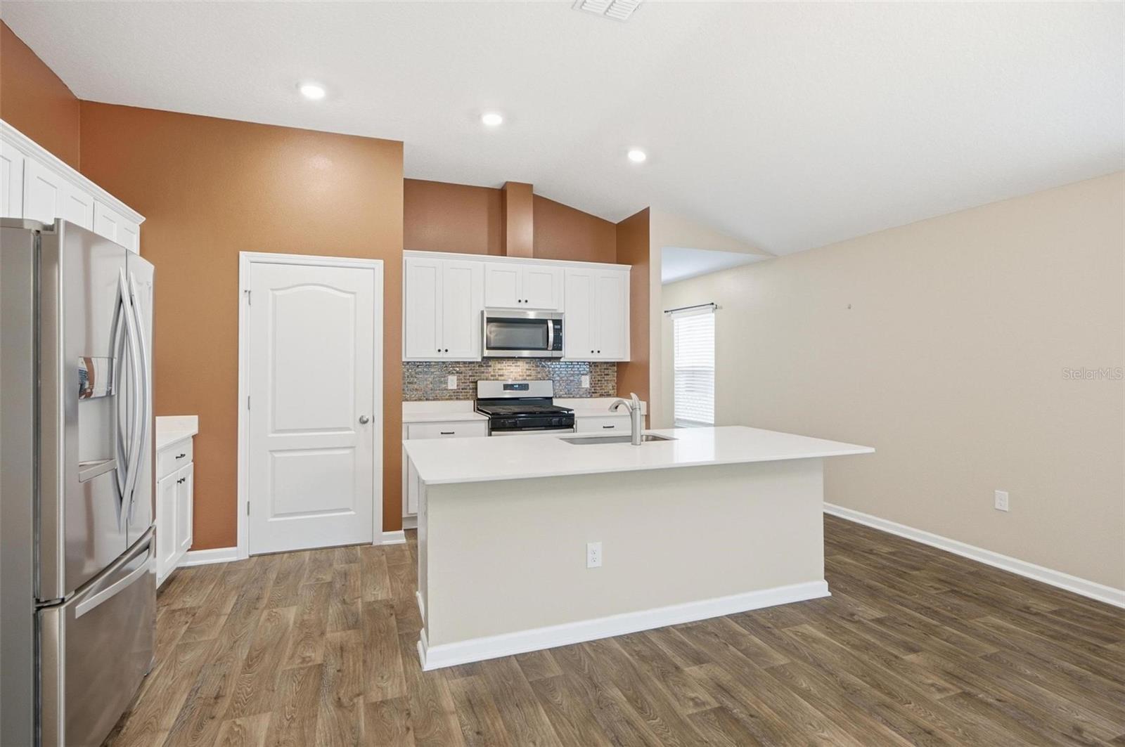 5 Caddy Ct Property Photo 10