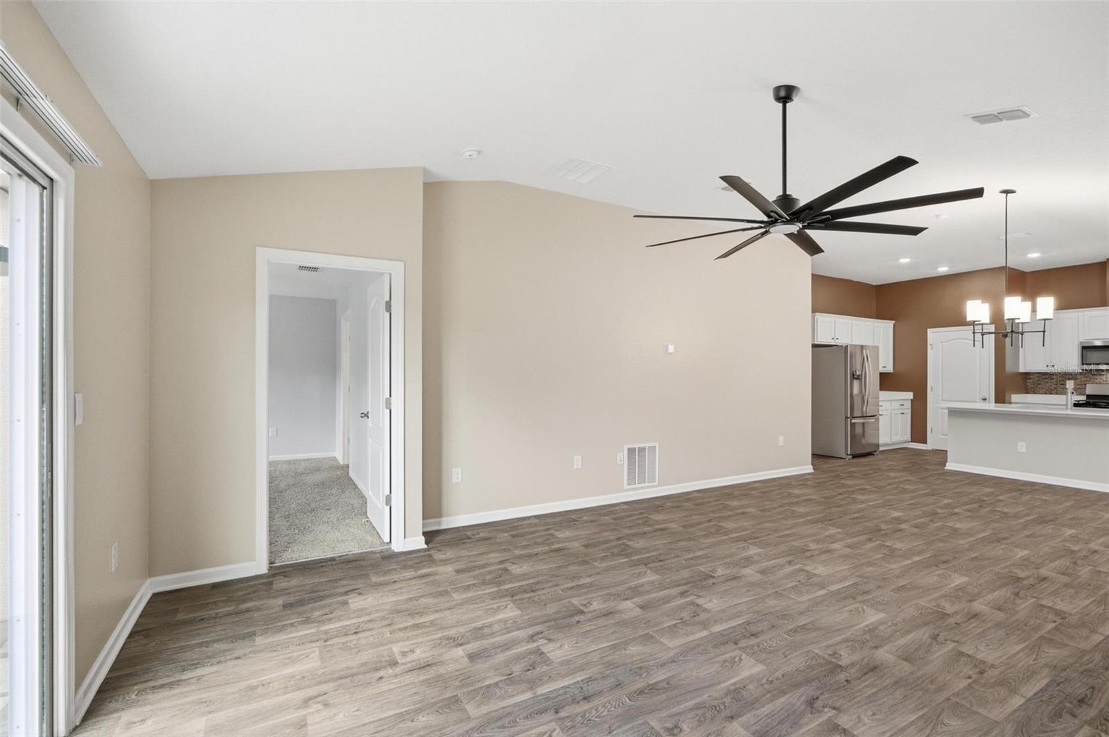 5 Caddy Ct Property Photo 12