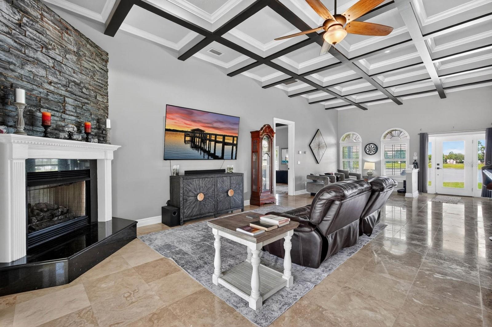 103 Sweetwater Trl Property Photo 16