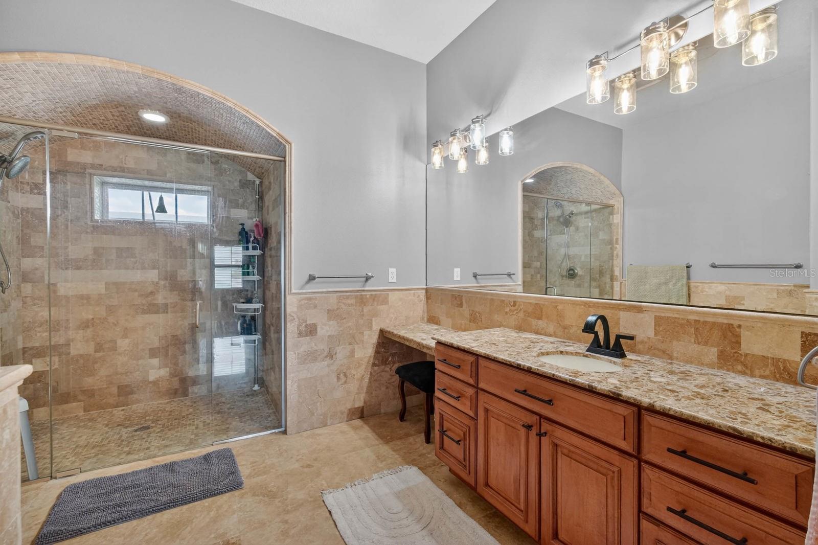 103 Sweetwater Trl Property Photo 30