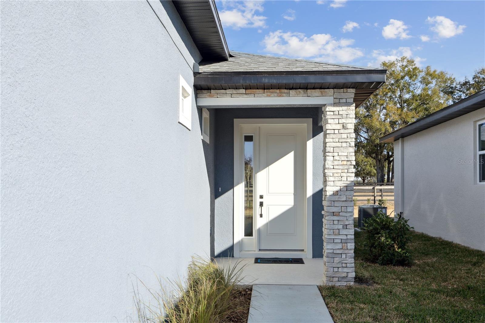 82 Springwood Dr Property Photo 4