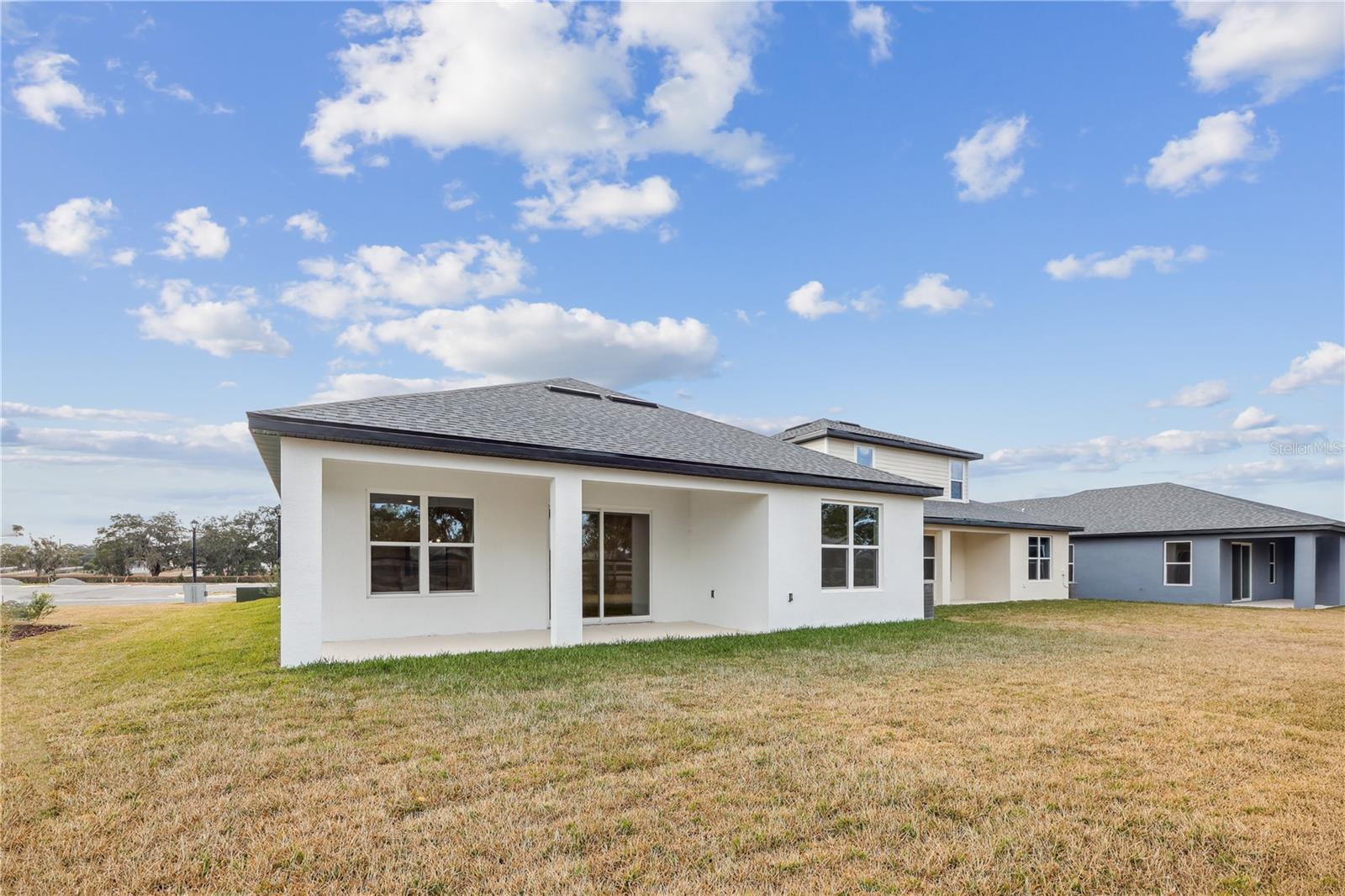 86 Springwood Dr Property Photo 3