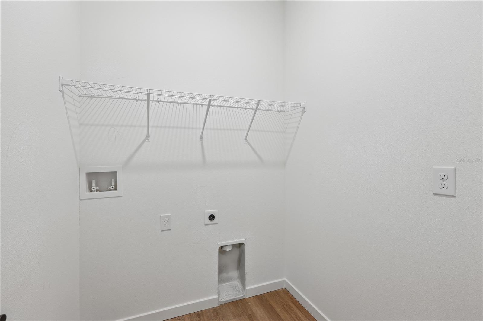 86 Springwood Dr Property Photo 11