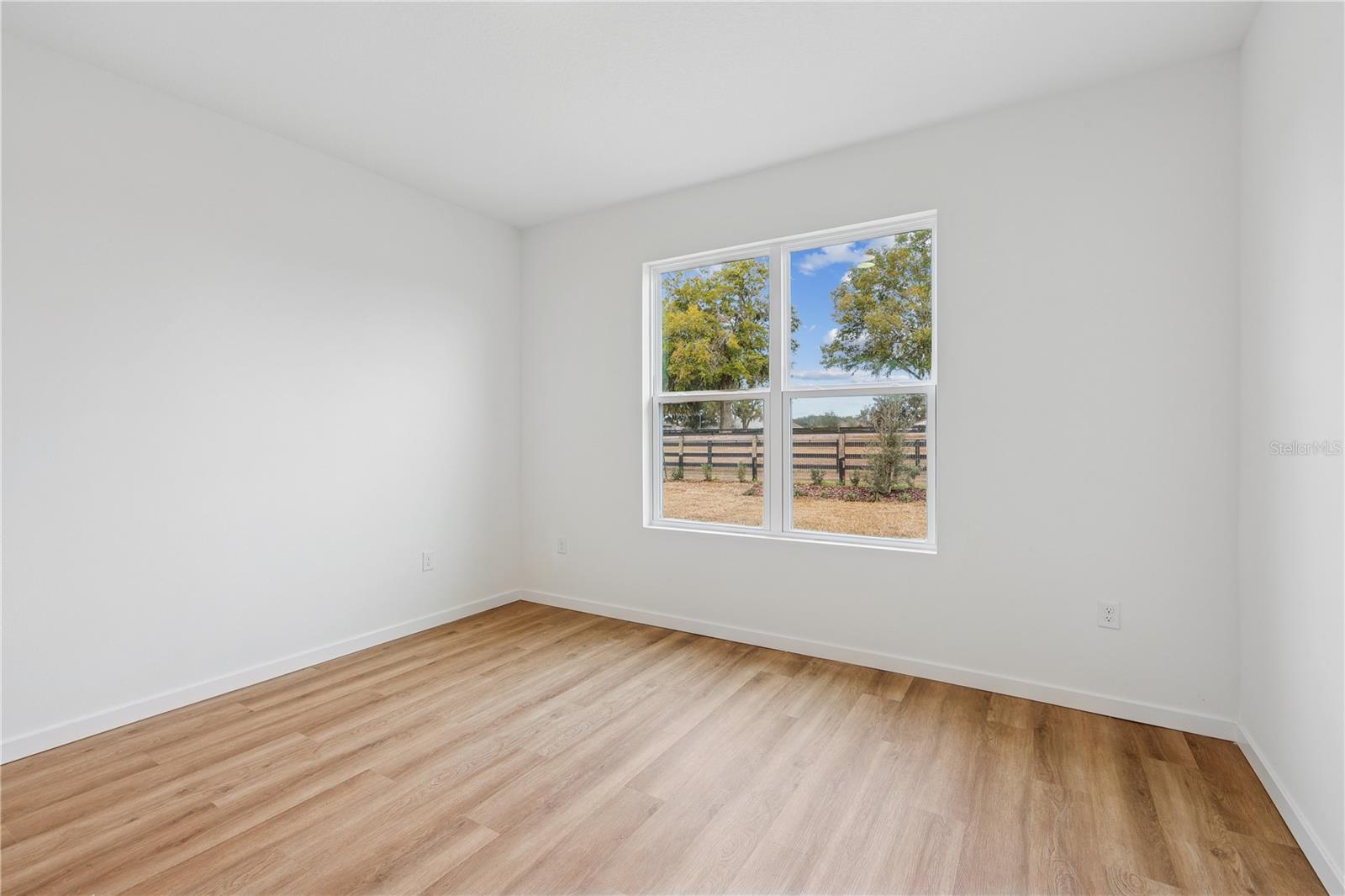 86 Springwood Dr Property Photo 14