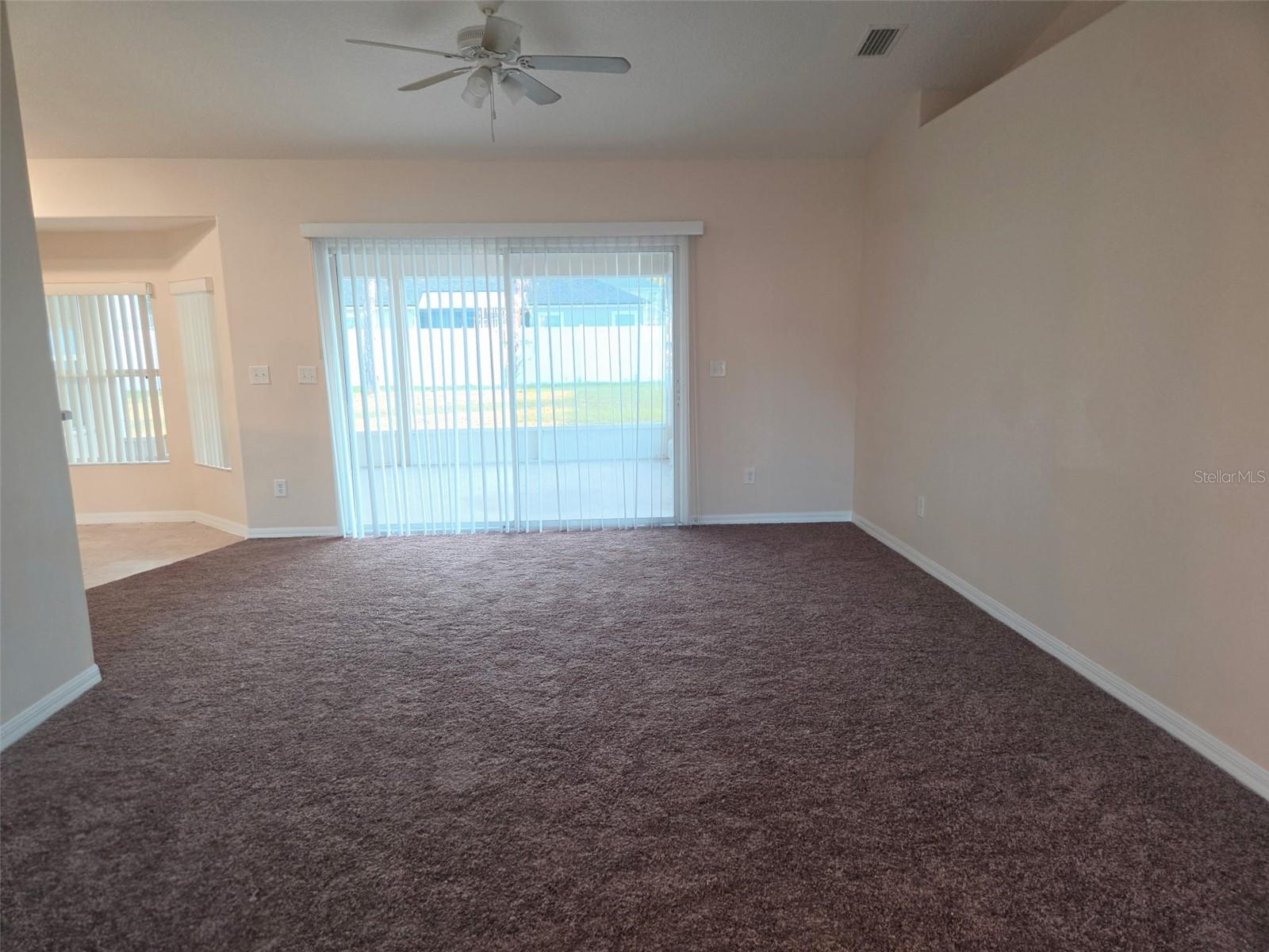 3 Port Ln Property Photo 2