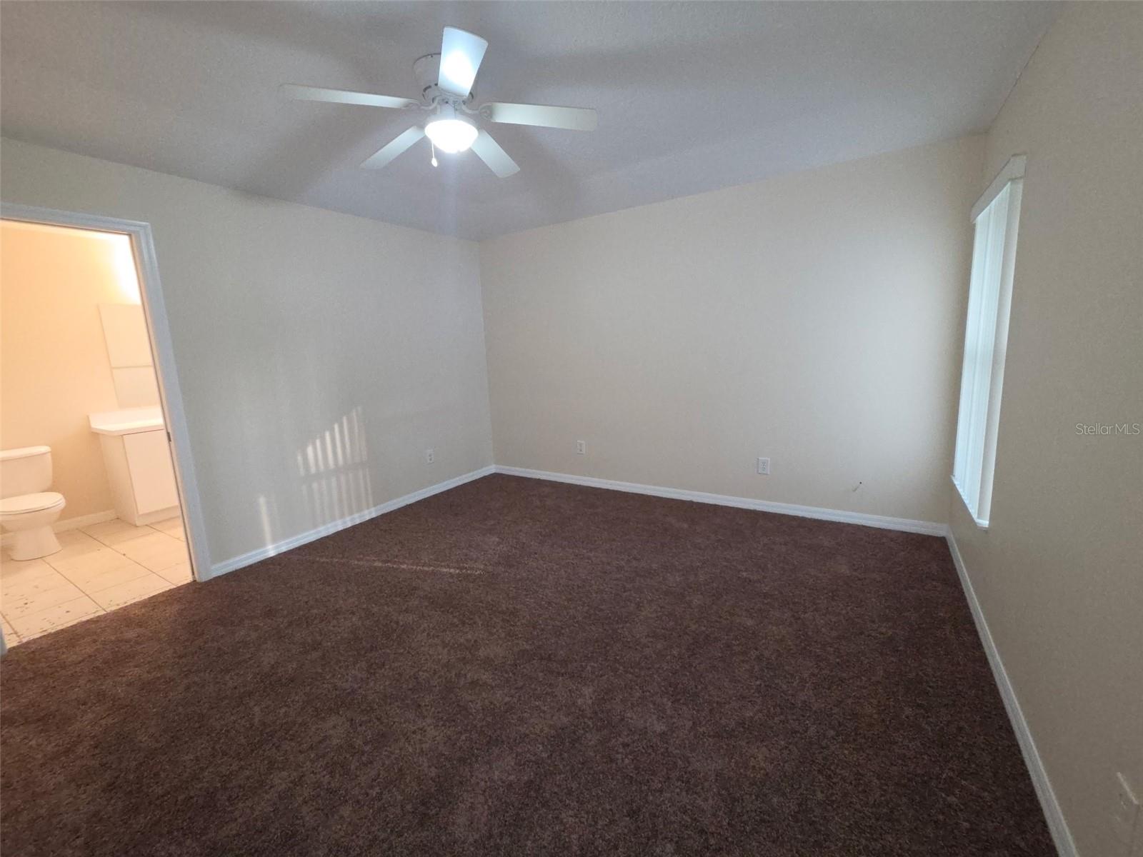 3 Port Ln Property Photo 9