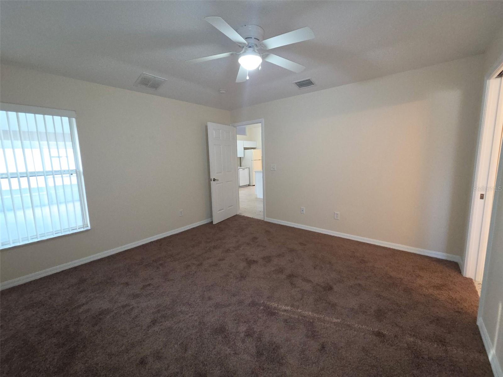 3 Port Ln Property Photo 10