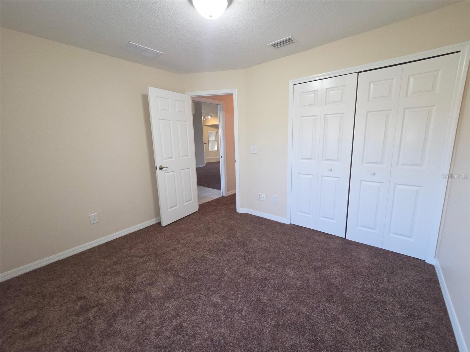 3 Port Ln Property Photo 16