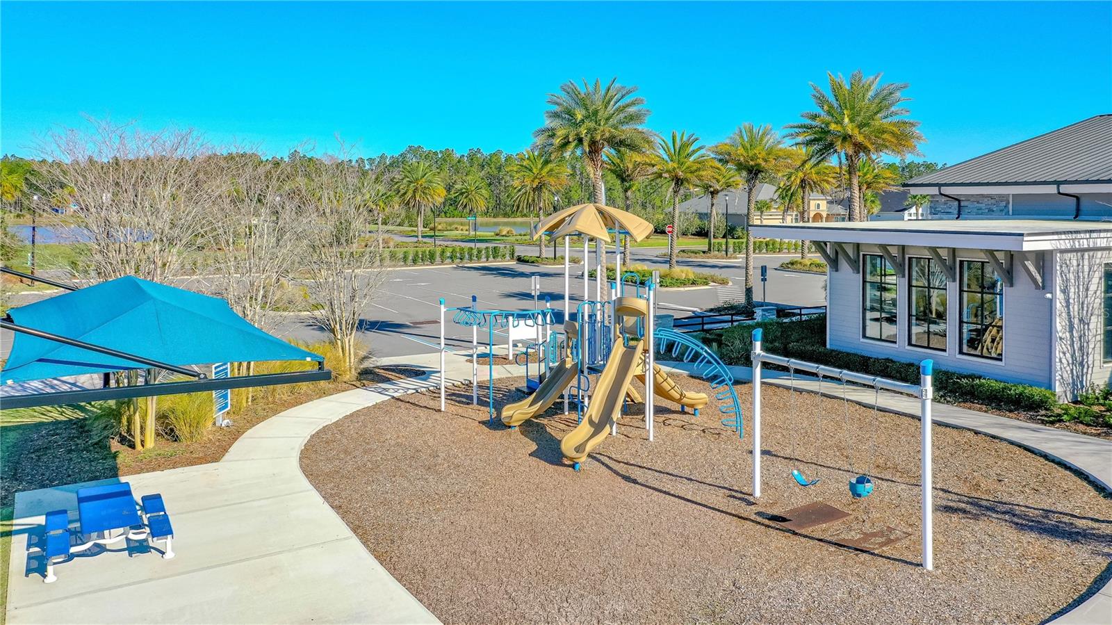 268 Mosaic Blvd Property Photo 47