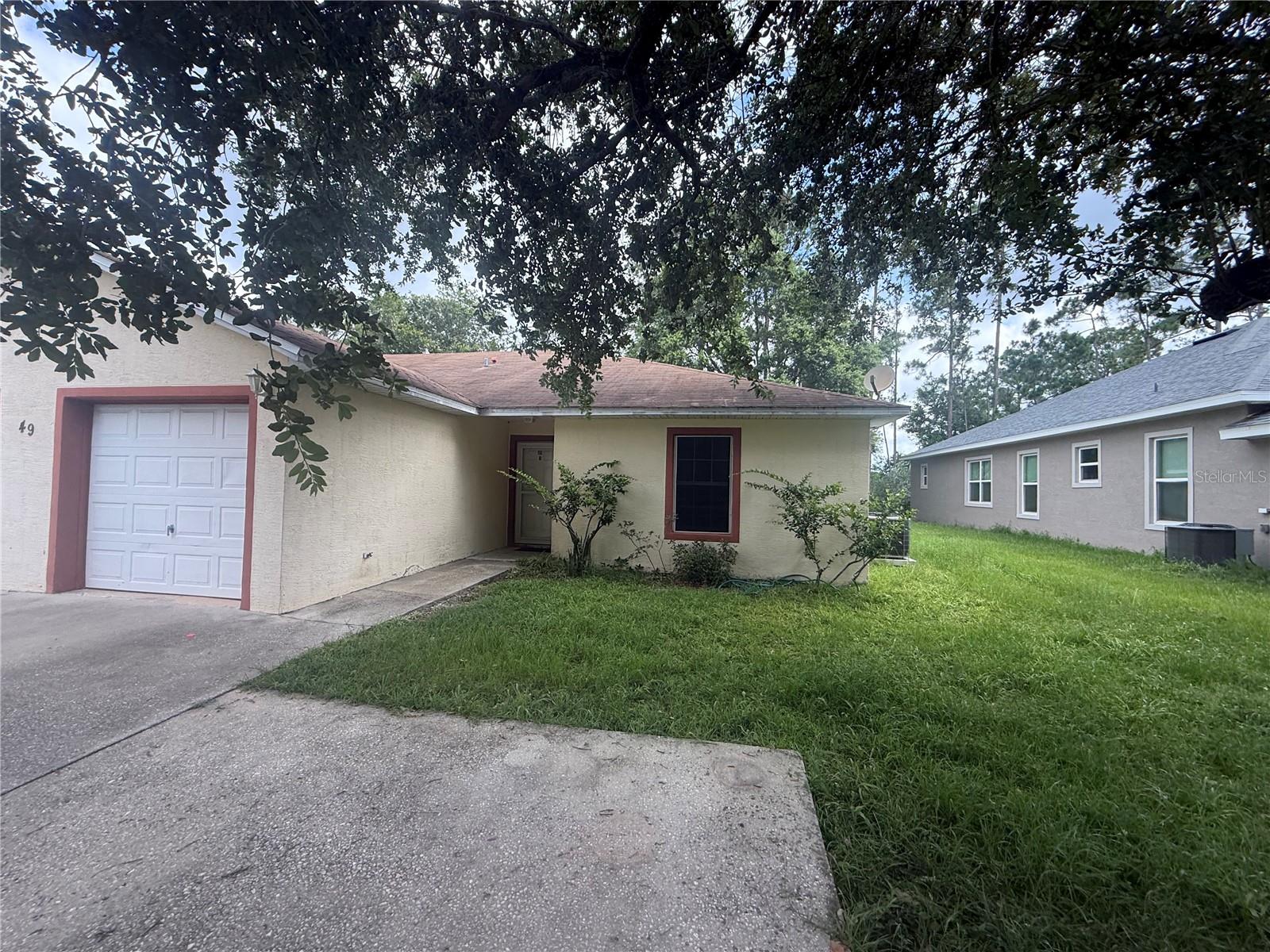 49 PROVIDENCE LN #B Property Photo 1