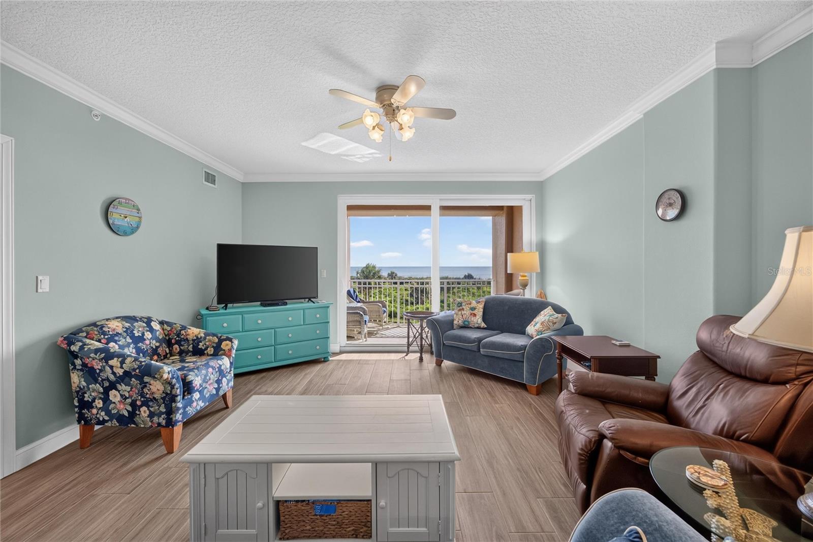 60 Surfview Dr #206 Property Photo 5