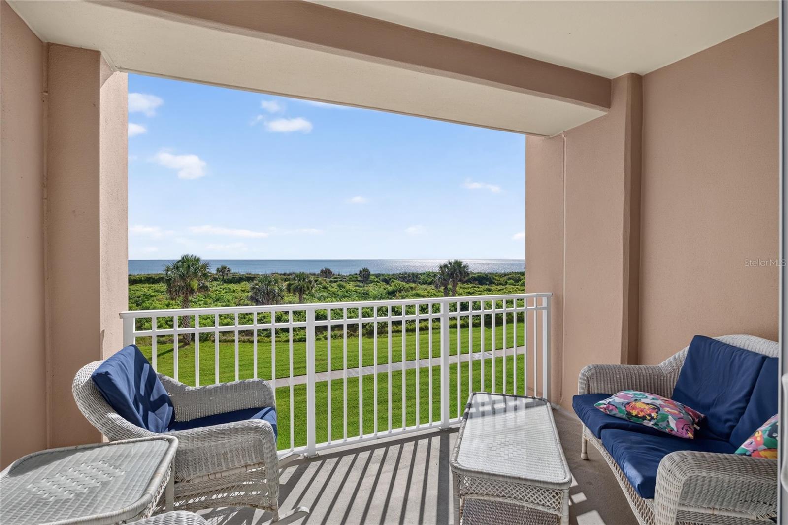 60 Surfview Dr #206 Property Photo 22