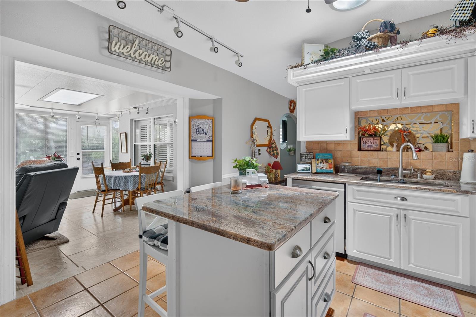 7730 Sw 114th Loop Property Photo 14
