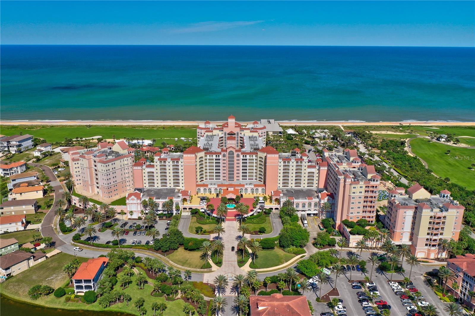 200 Ocean Crest Dr #924 Property Photo 1