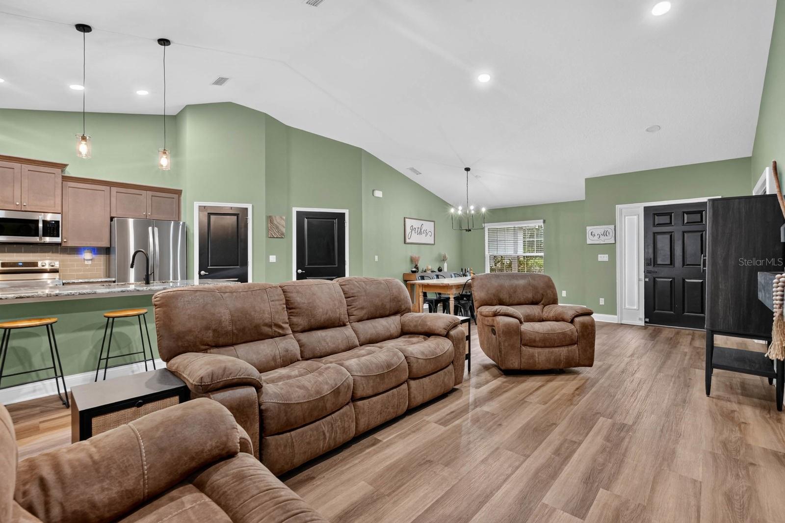5 Lynton Pl Property Photo 14