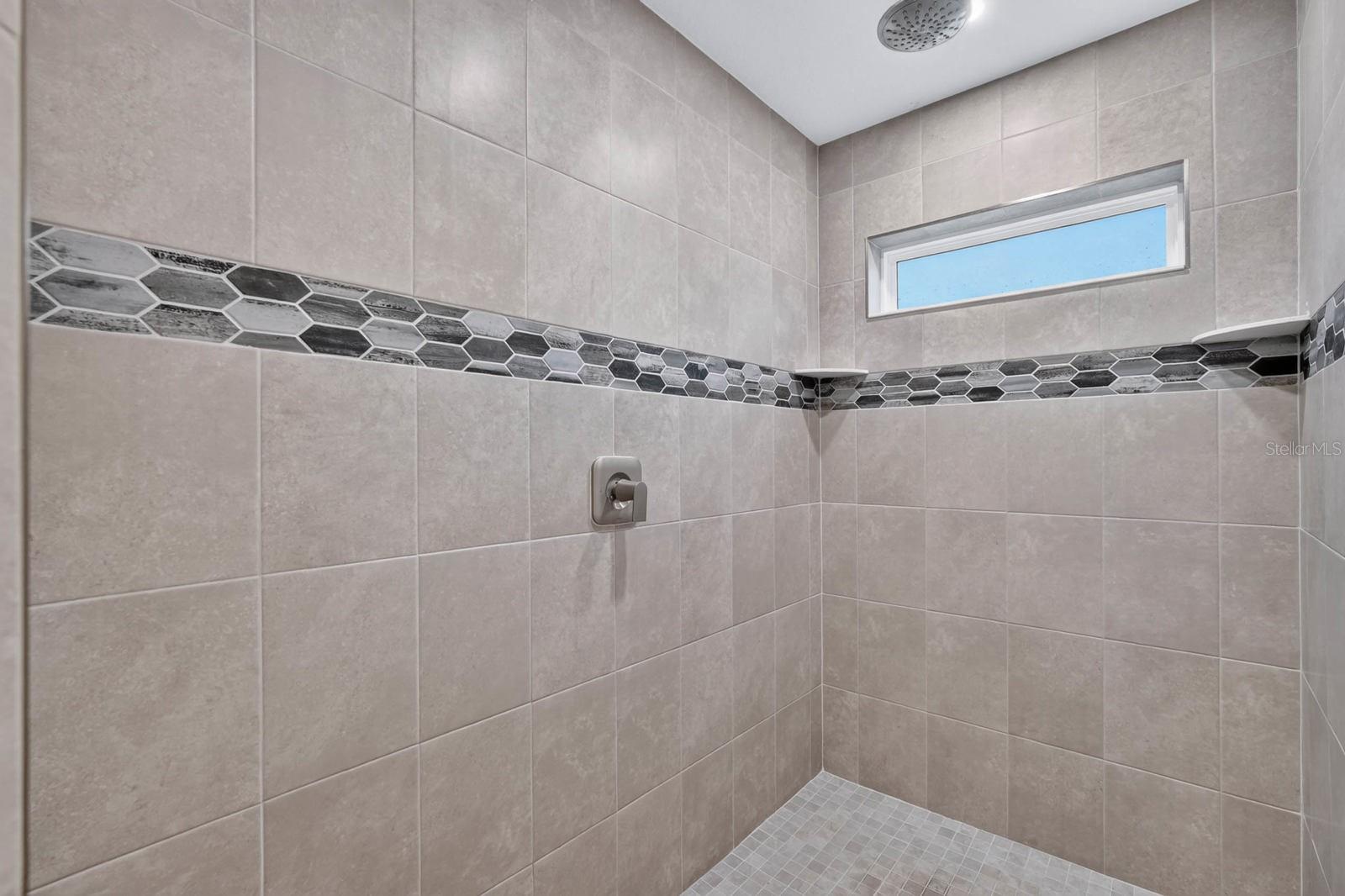 5 Lynton Pl Property Photo 28