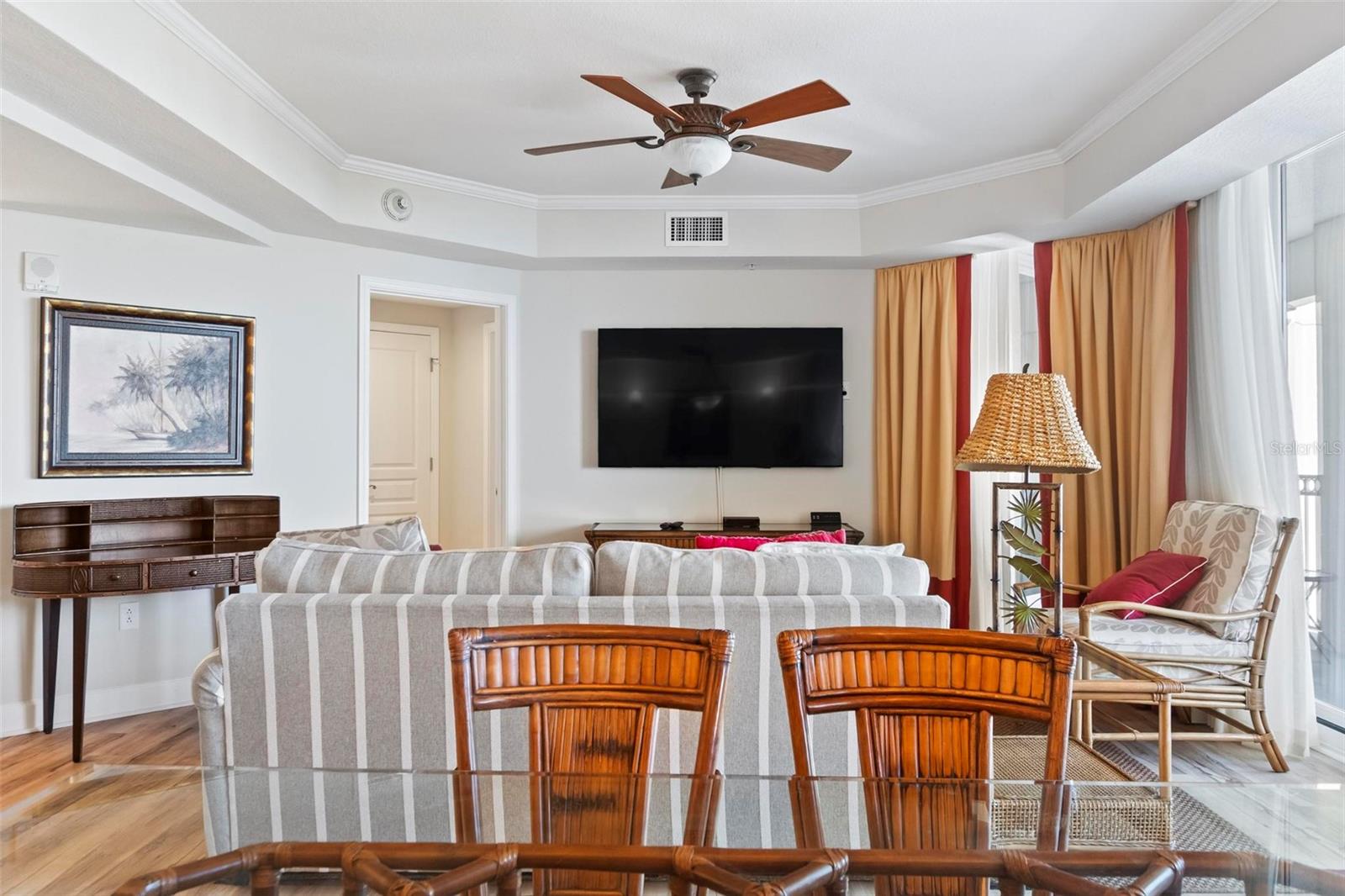 200 Ocean Crest Dr #705 Property Photo 8