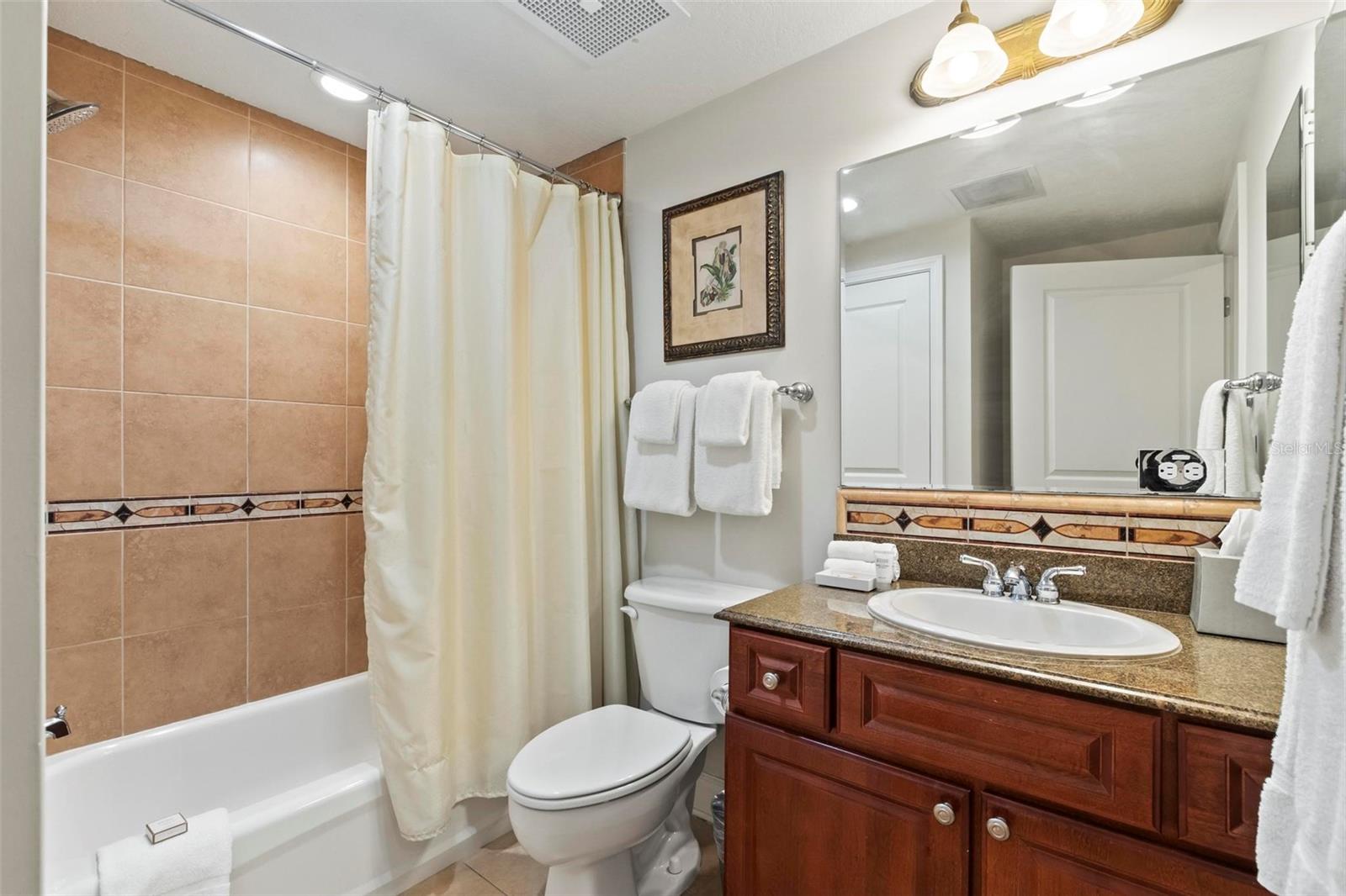 200 Ocean Crest Dr #705 Property Photo 39