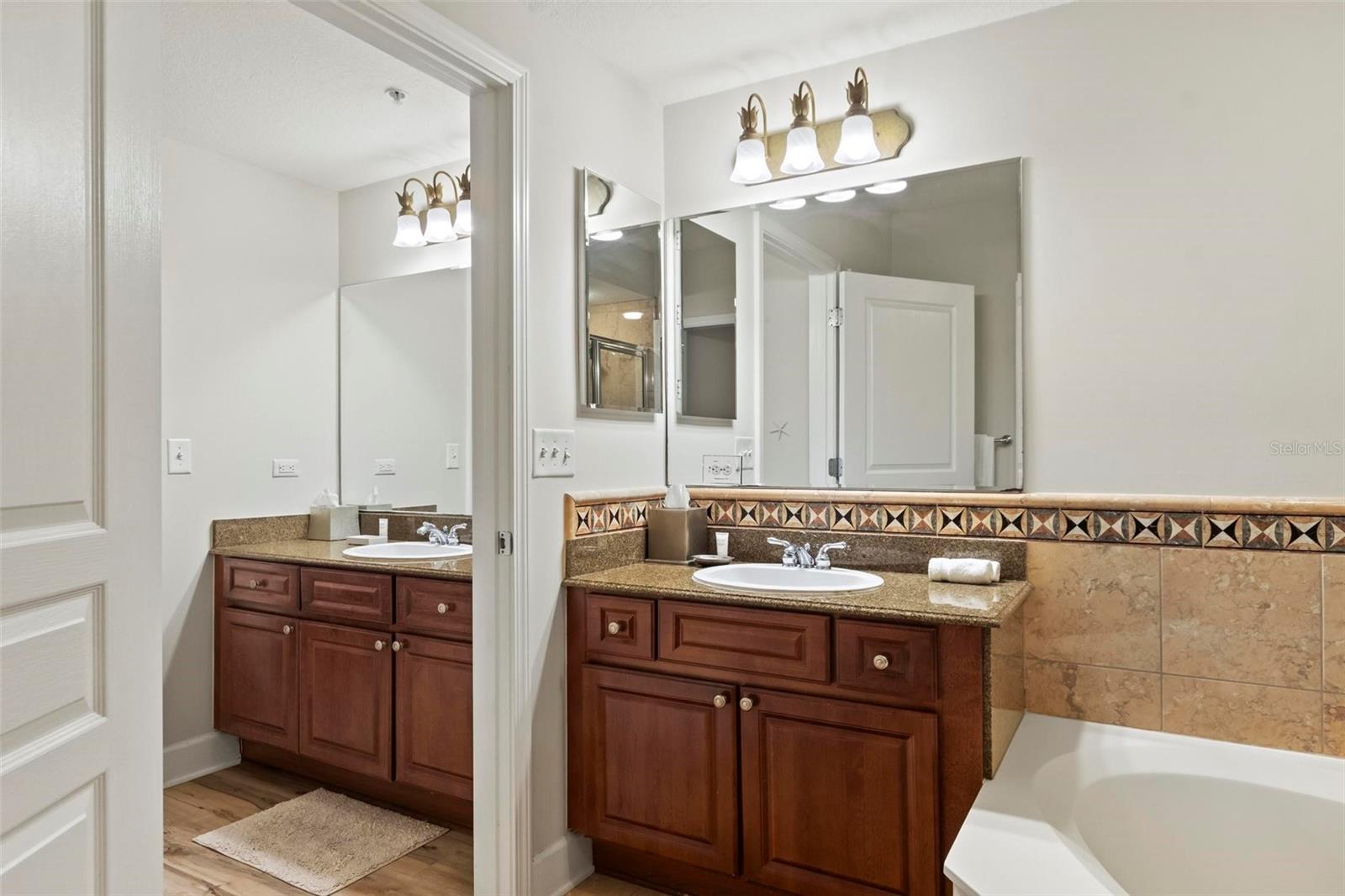 200 Ocean Crest Dr #705 Property Photo 52