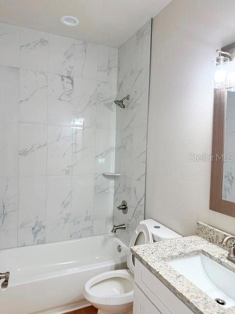 29 Slumber Path #a Property Photo 4