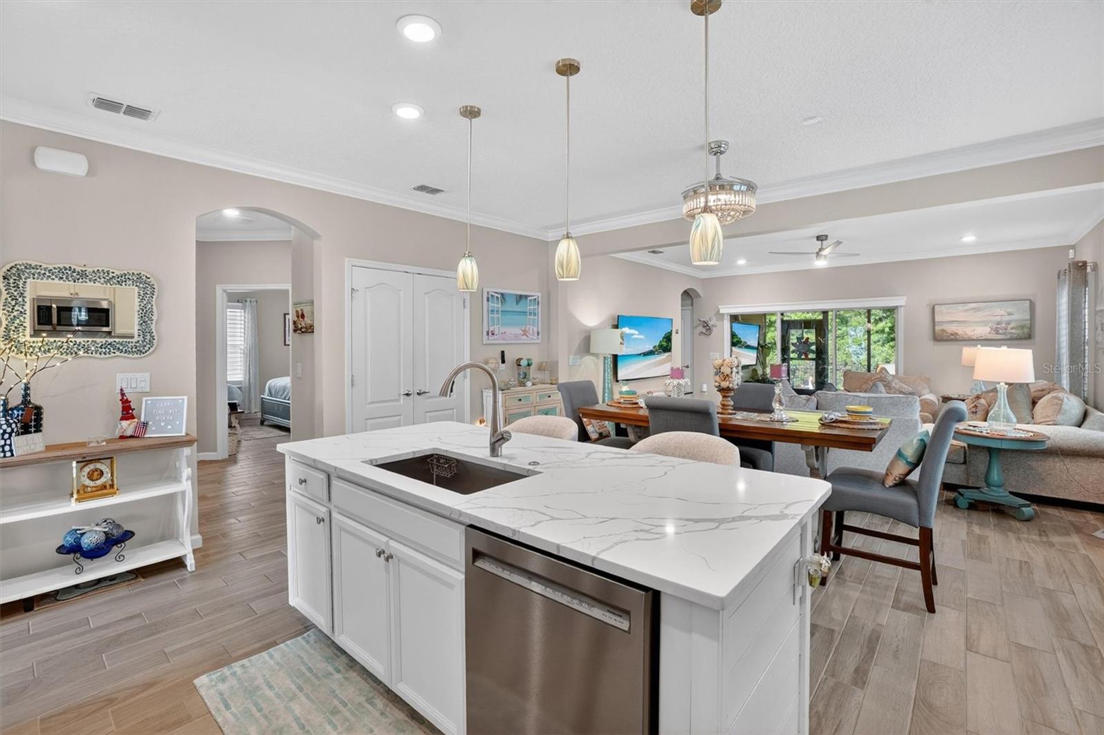 194 Anguilla Blvd Property Photo 8