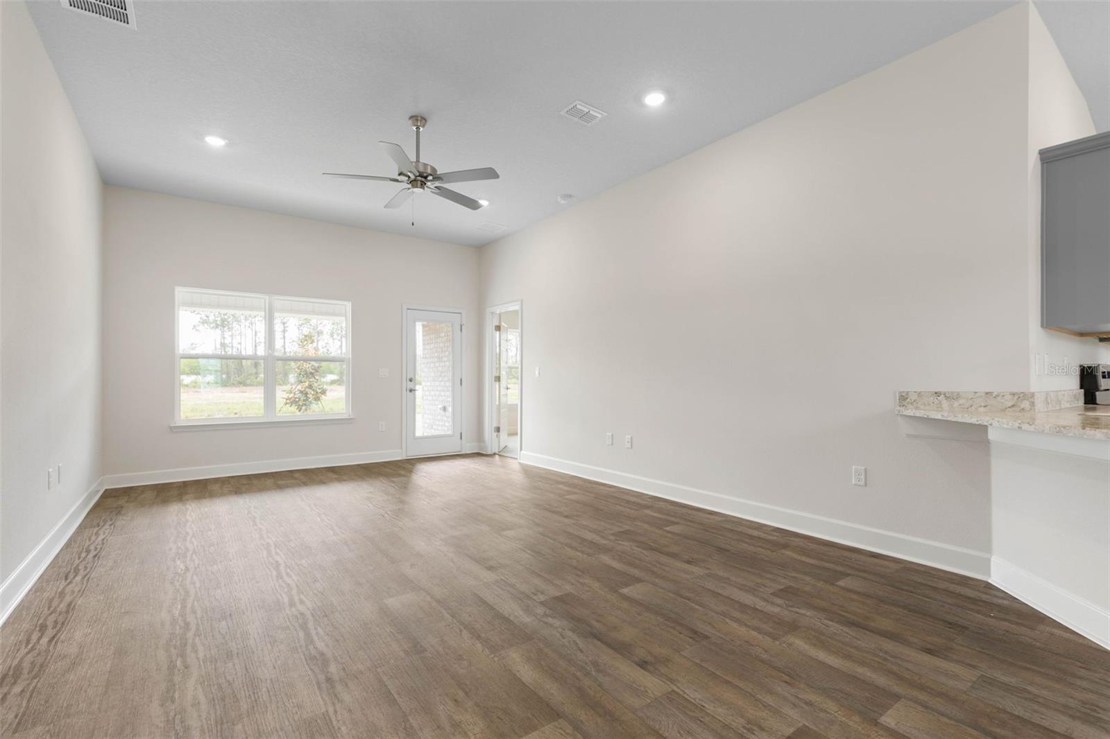14 Sleeping Beauty Pl Property Photo 4