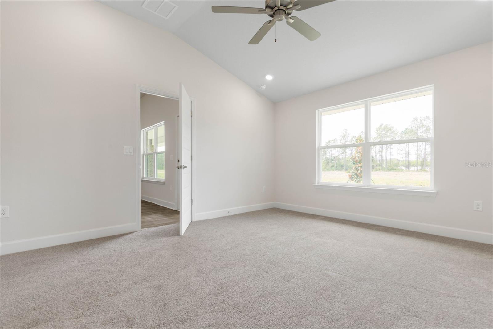 14 Sleeping Beauty Pl Property Photo 17