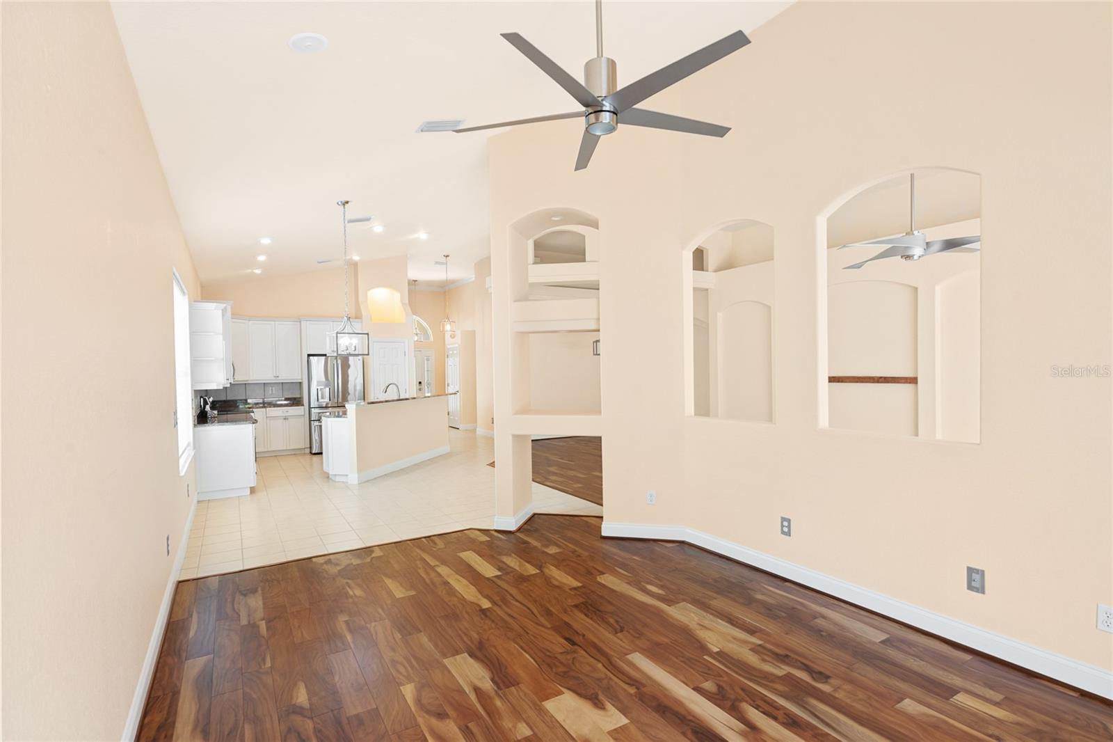 3 Village View Dr Property Photo 16