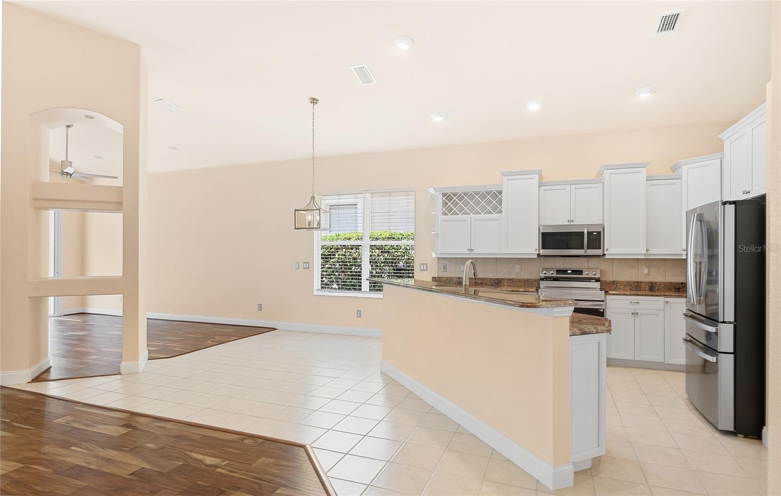 3 Village View Dr Property Photo 35