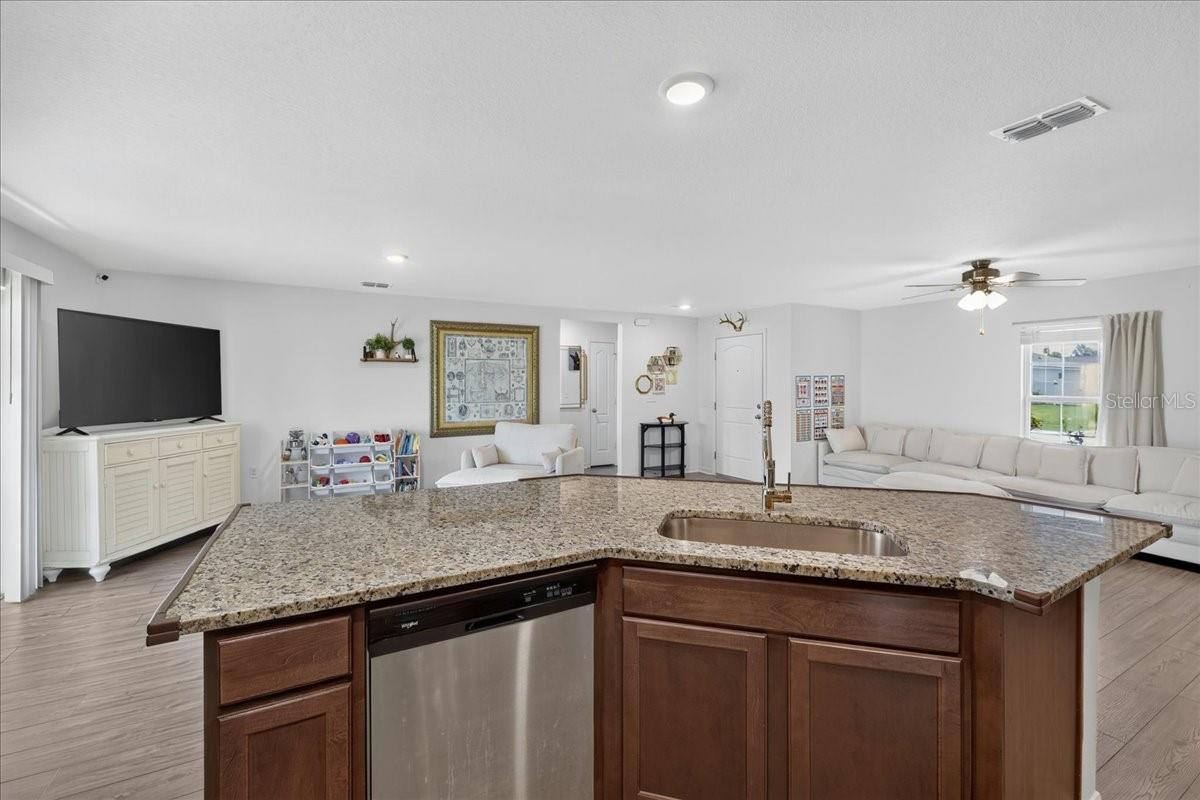 26 Rockingham Ln Property Photo 8
