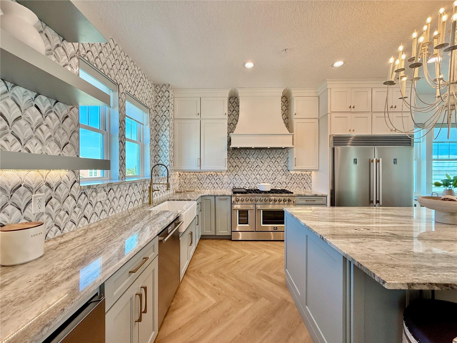 2718 Sunset Inlet Dr Property Photo 4