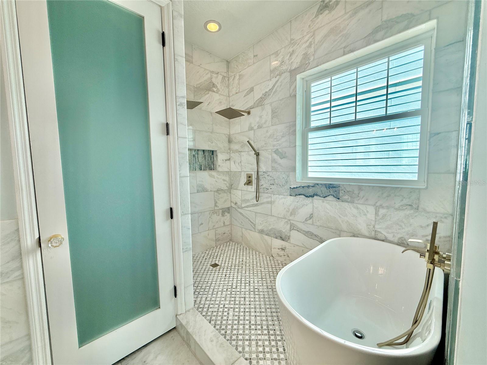 2718 Sunset Inlet Dr Property Photo 46