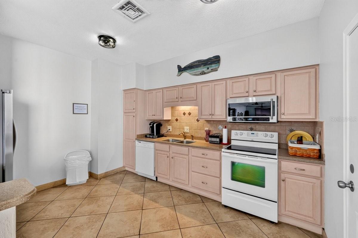 2900 N Atlantic Ave #1006 Property Photo 57