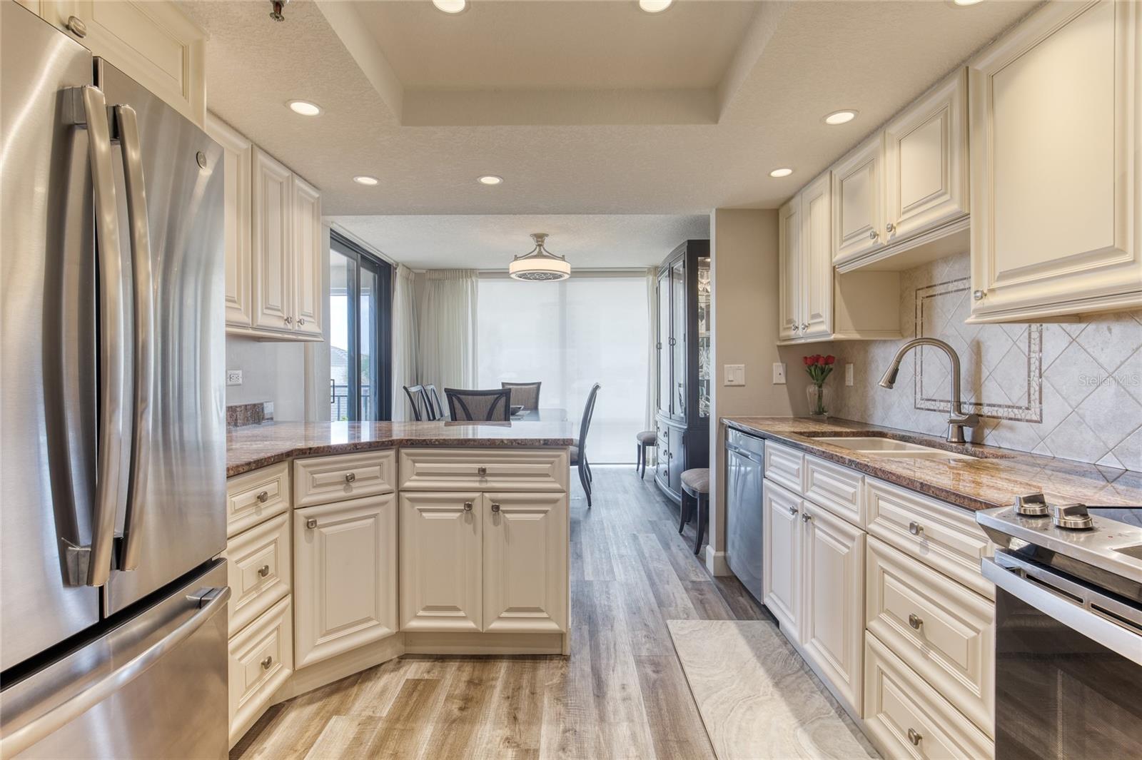 1239 Ocean Shore Blvd #2e5 Property Photo 16