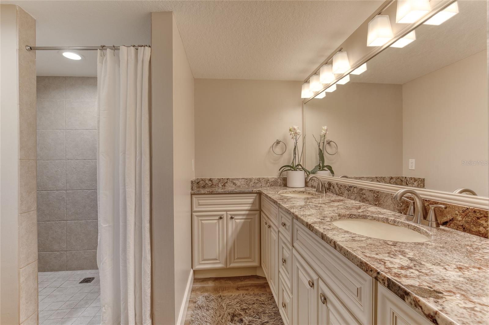 1239 Ocean Shore Blvd #2e5 Property Photo 36